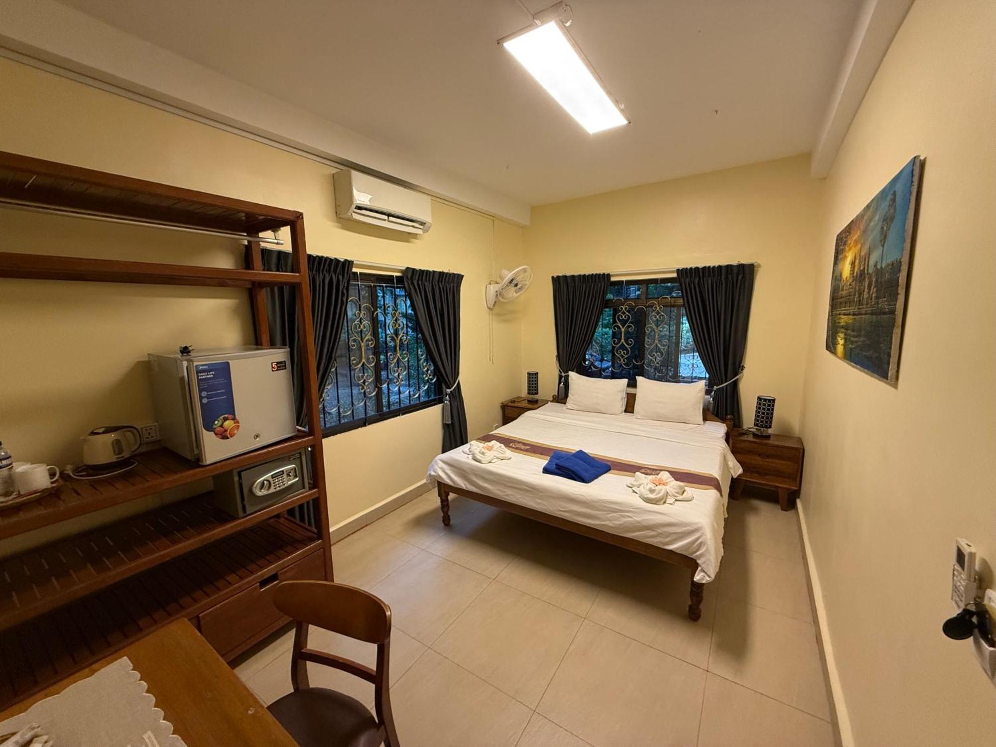 Blue Lagoon Hostal *